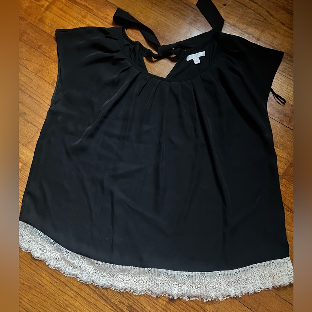 Women’s blouse